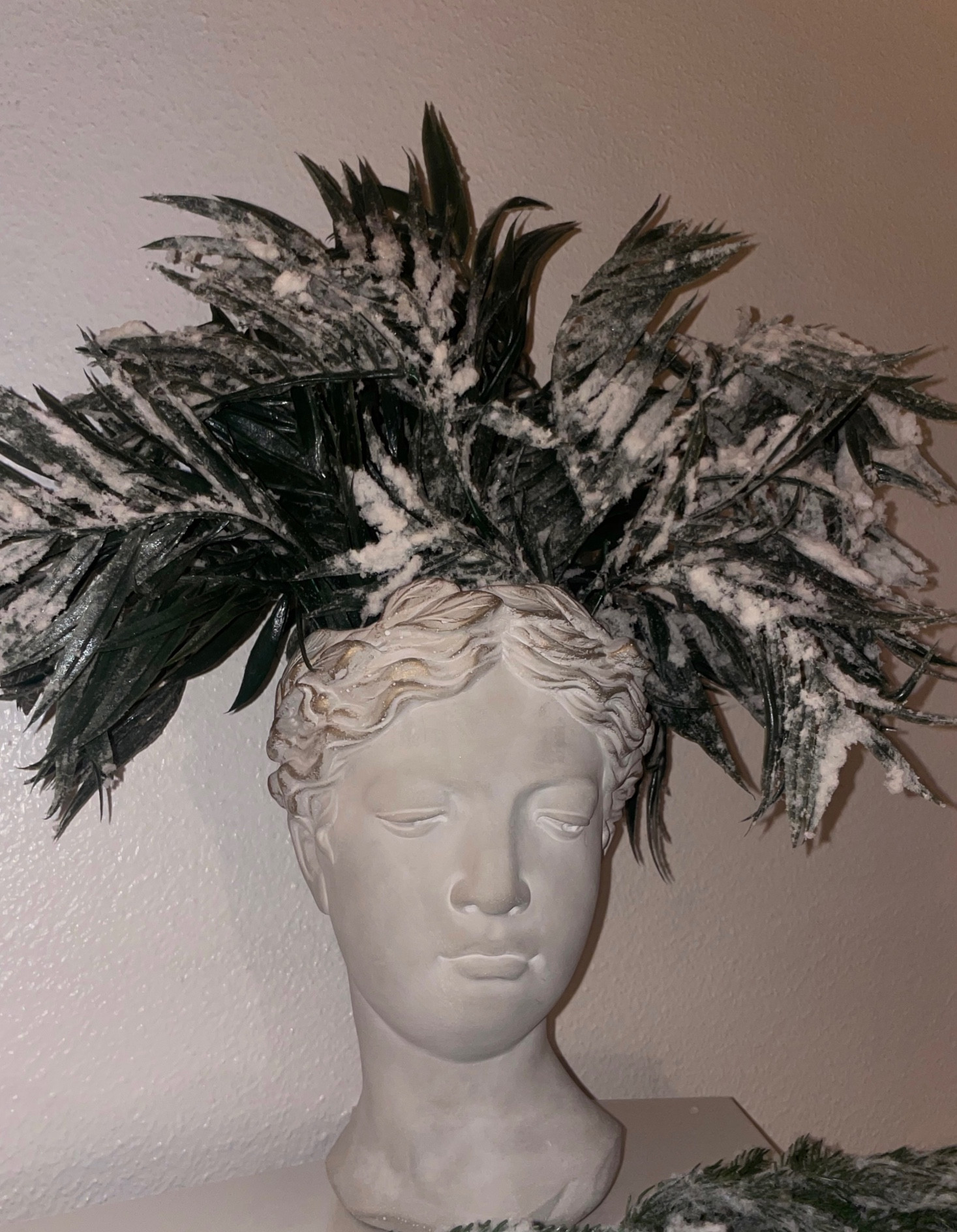 My anthropology vase is 50% off today!!!

Cyber week, anthropology sale, home decor, vase, pot, faux plants, Grecian bust pot

#LTKCyberWeek #LTKGiftGuide #LTKsalealert