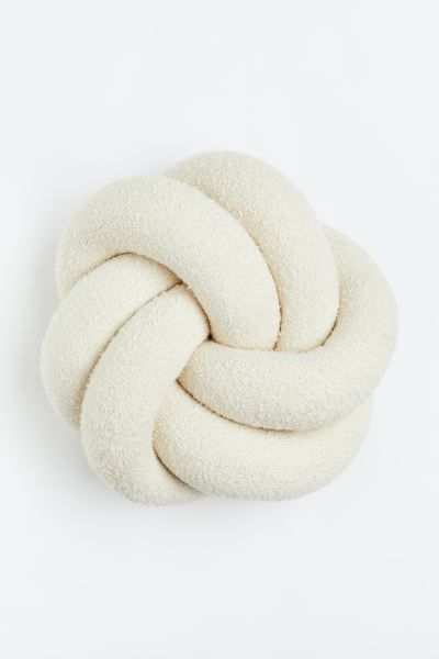 Knit Bouclé Cushion | H&M (US + CA)