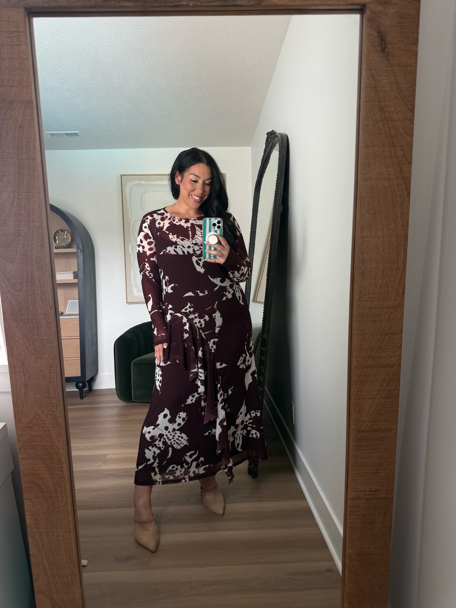 
Love the way this dress skims the curves! Such a pretty wine color for fall. Wearing a size 16. eloquii, fall style, fall plaid, midsize fashion, curvy girl, plaid skirt, fall fashion, fall trends 

 #LTKSeasonal #LTKMidsize