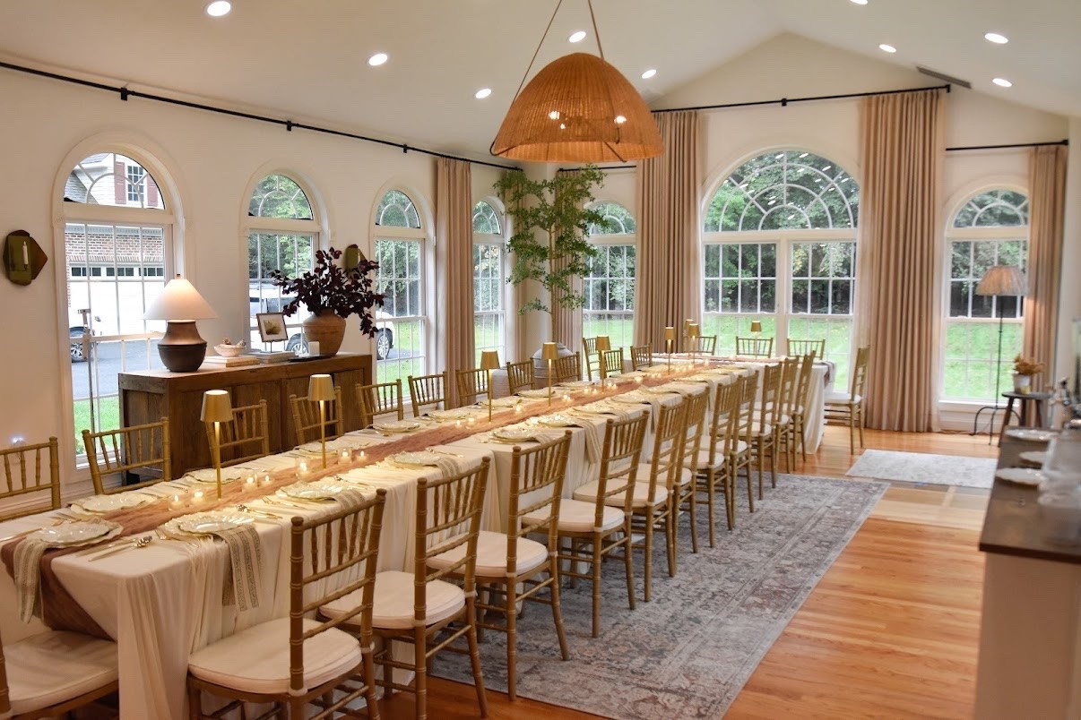 Formal dining table decor!