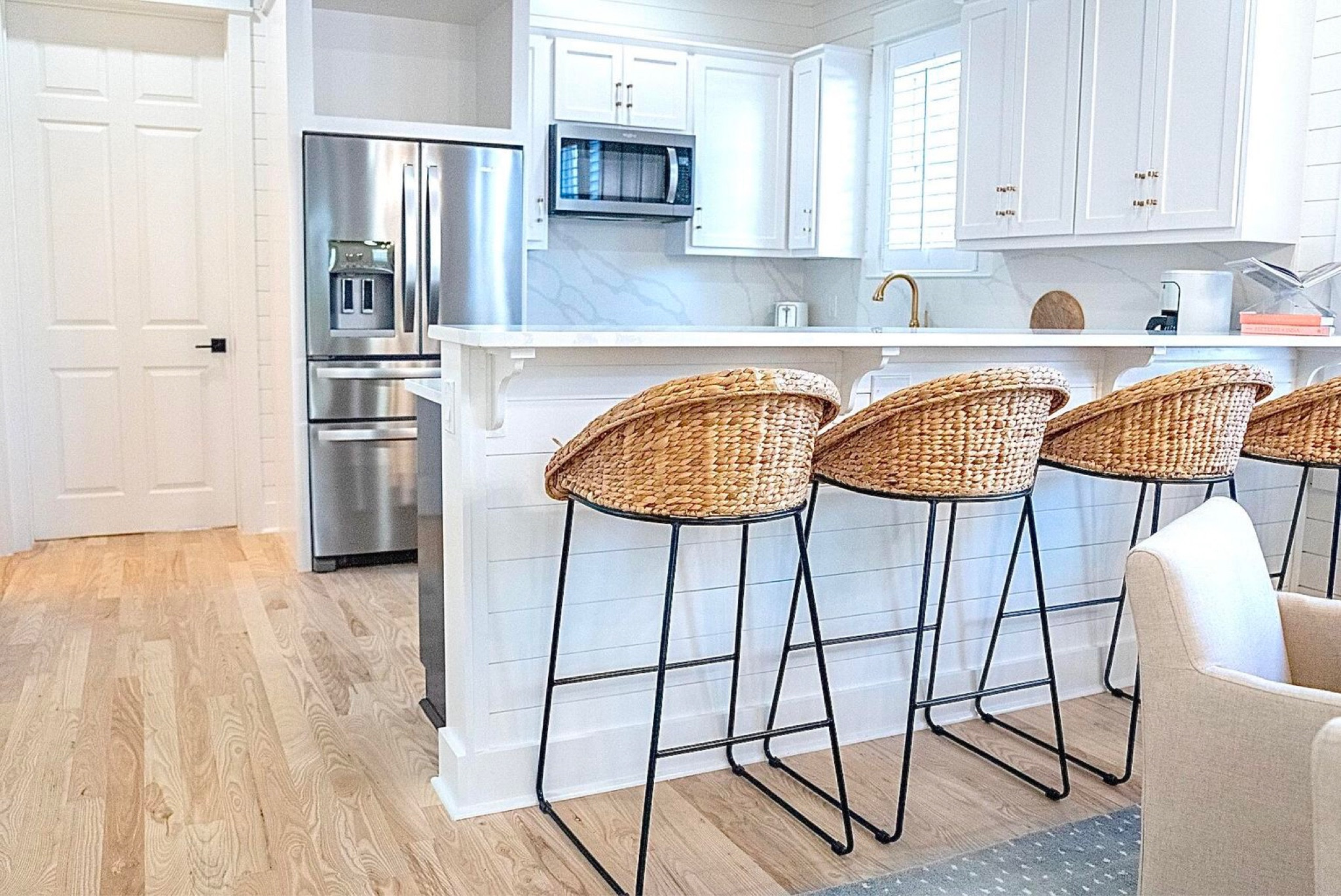 classic kitchen style! making it warm and inviting with these woven barstools | 

#LTKhome #LTKstyletip