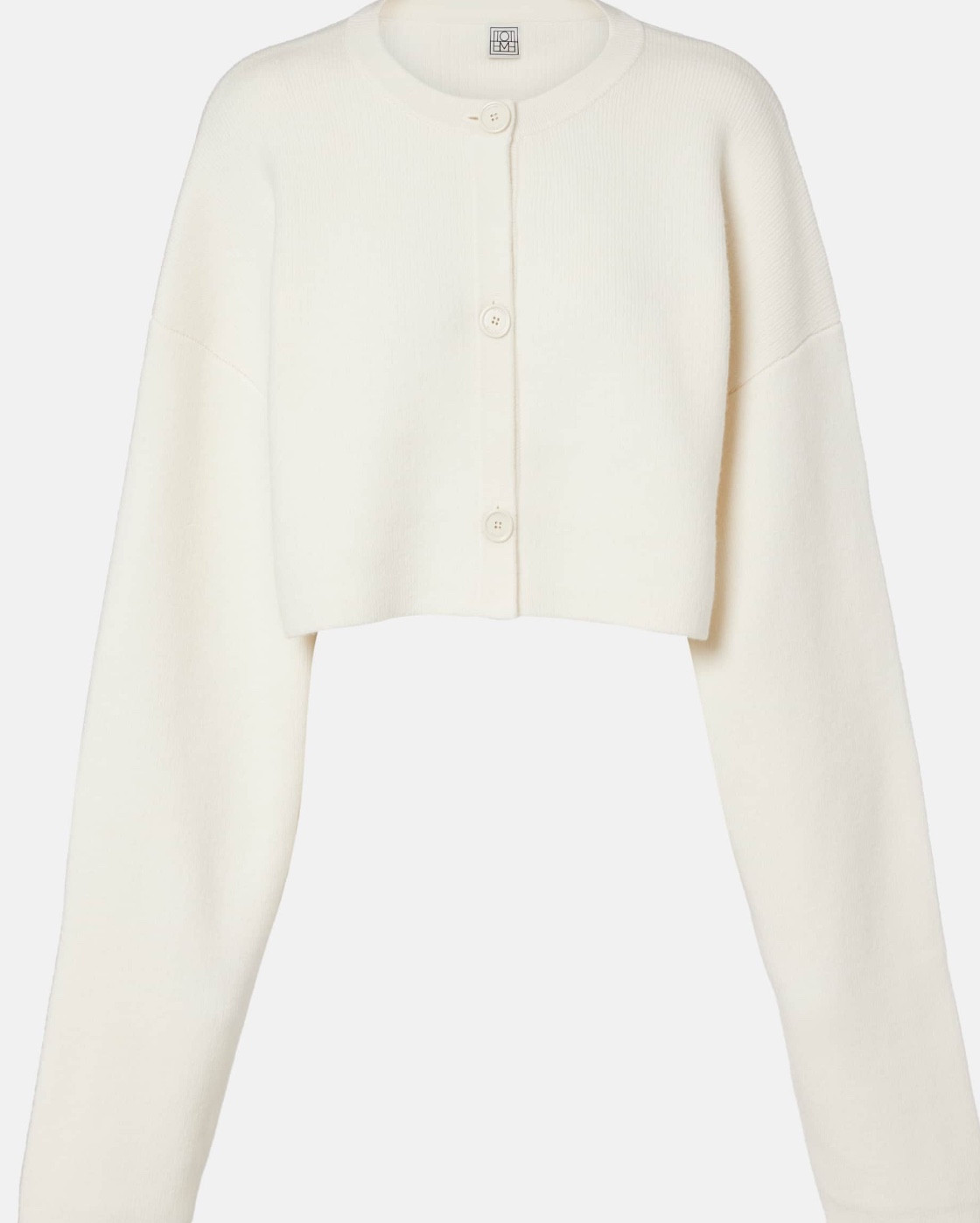 The perfect cardigan for any season 🤍