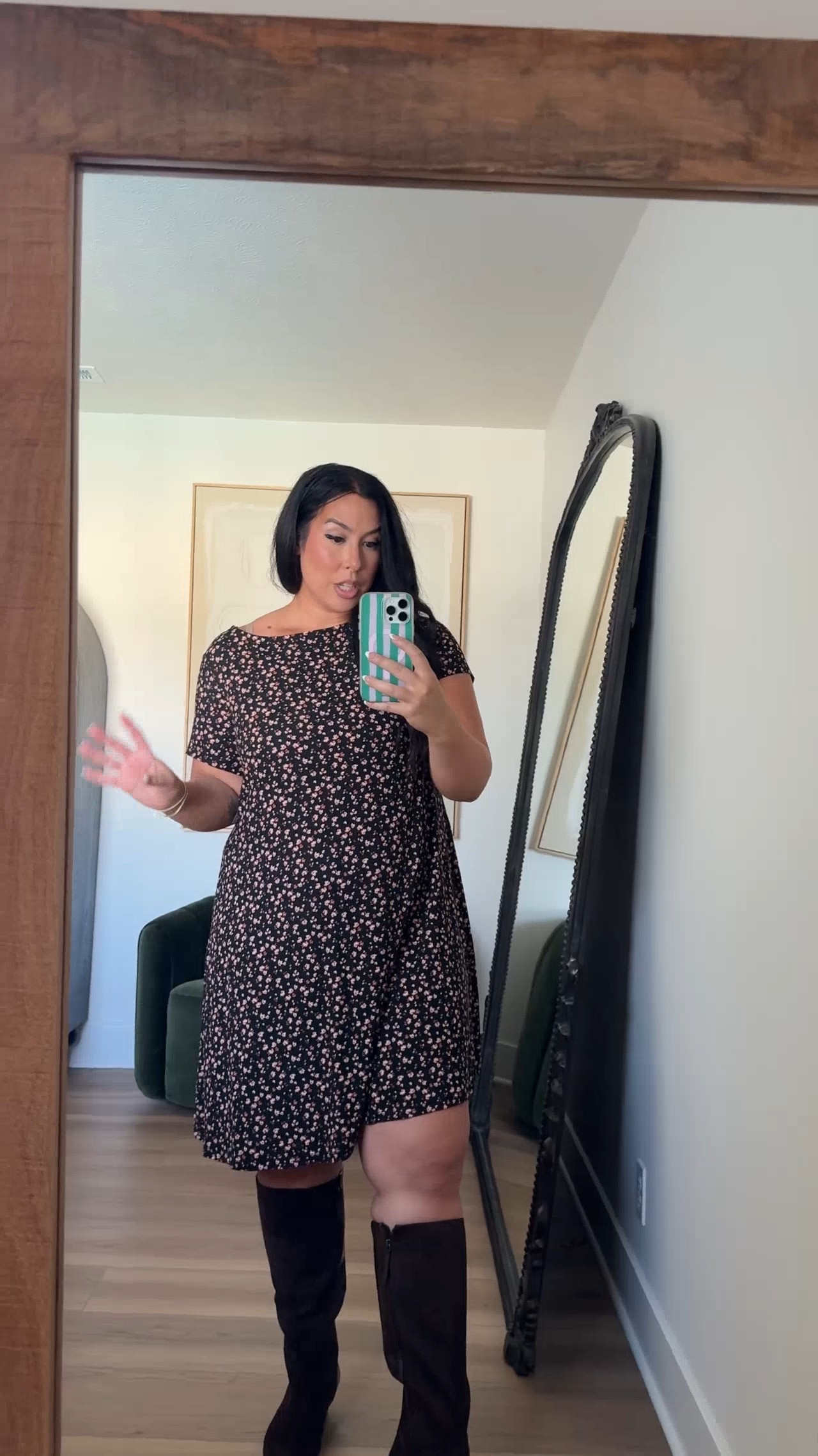 This is how the dress looks without the belt, which I love too! I always love a mumu moment so you can style this either way

Dress: XL

Fall dresses, fall style, casual outfits, work dresses, affordable fall outfits, old navy fashion, mid size dresses, mid size outfit ideas

#LTKootd #LTKSeasonal #LTKMidsize