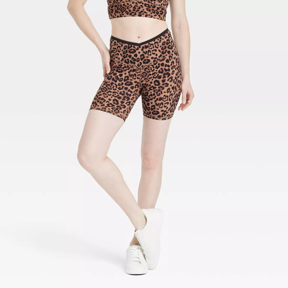 Women's V-Waistband High-Rise Bike Shorts 5" - JoyLab™ | Target