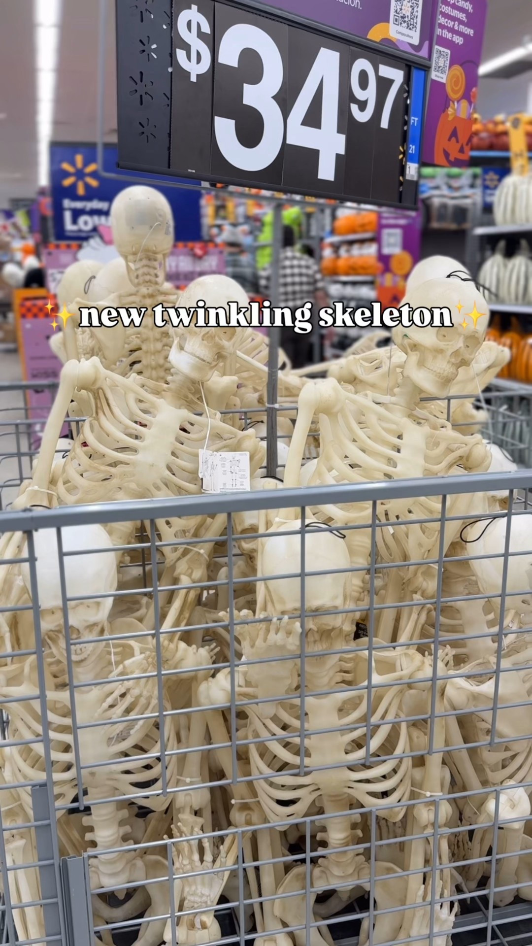 Light up the night with this new twinkling skeleton from Walmart! It’s 5ft tall, 34.97 and has 8 different light modes✨