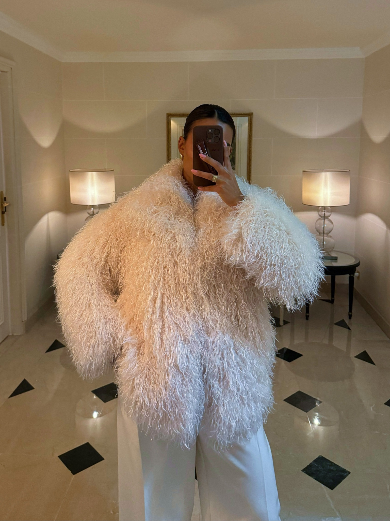 this coat 🥹😍🤍