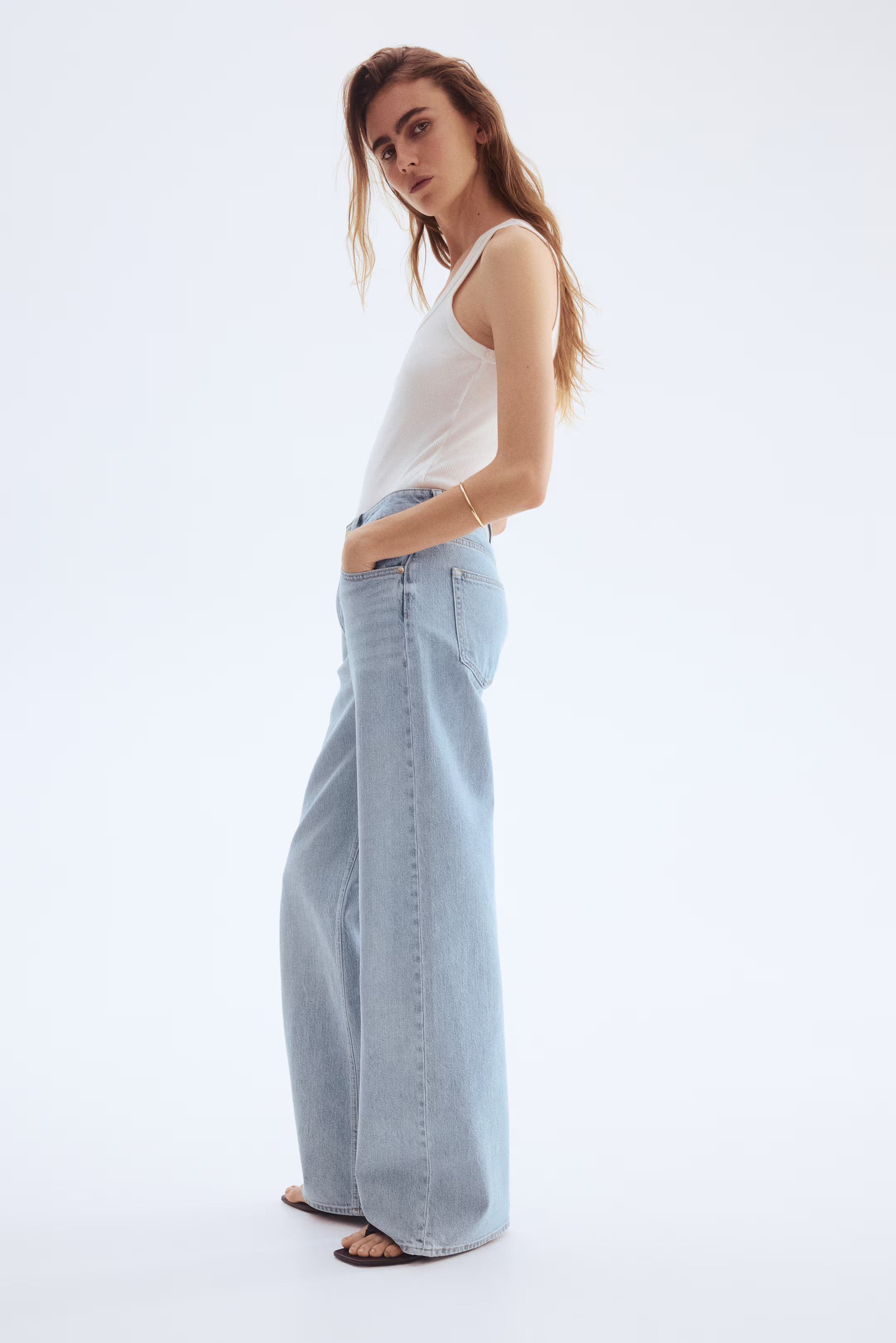 Harper High Rise Wide Leg Jeans | H&M (US + CA)