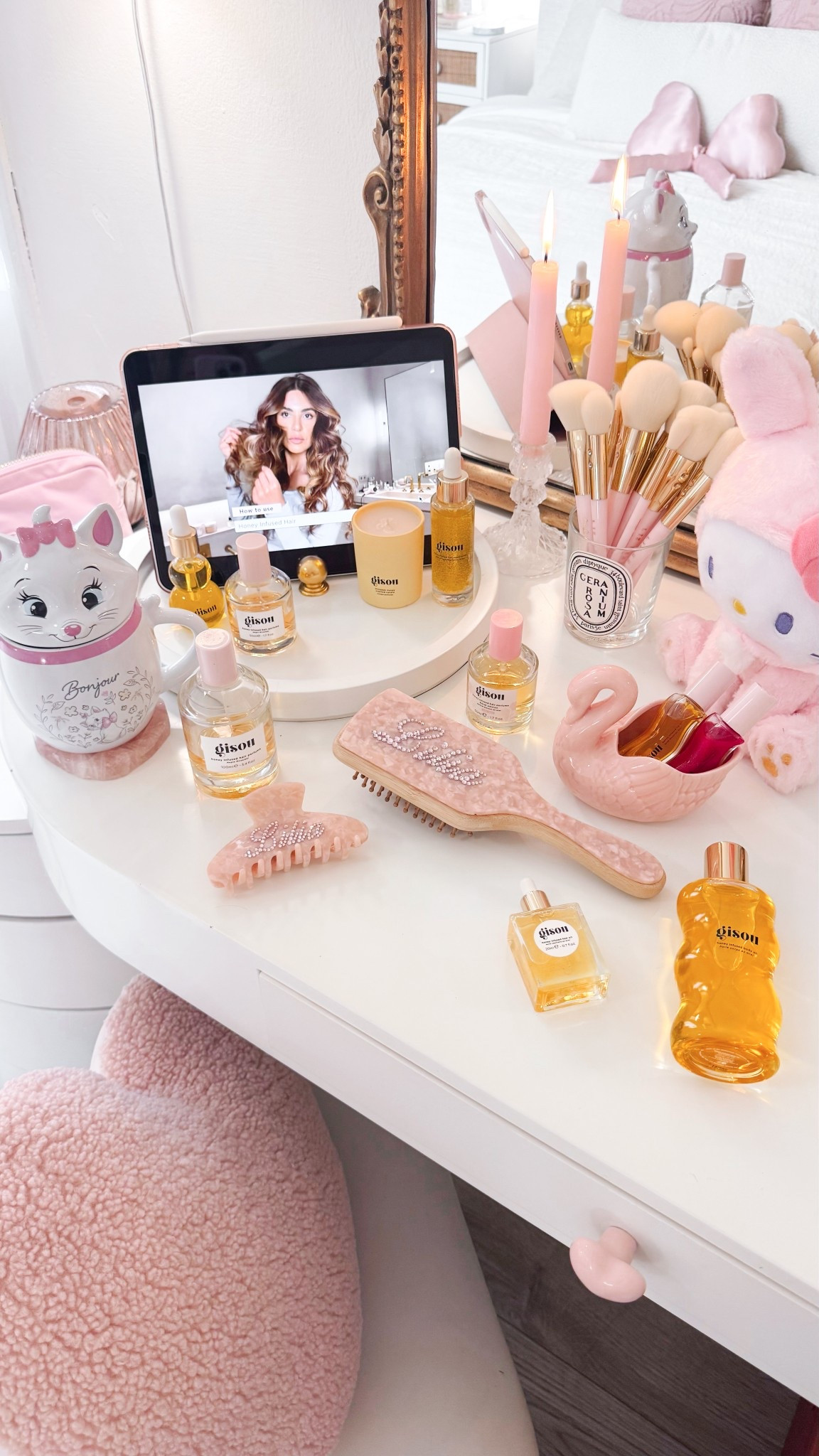 girl therapy 🎀💘✨

#LTKBeauty #LTKHome