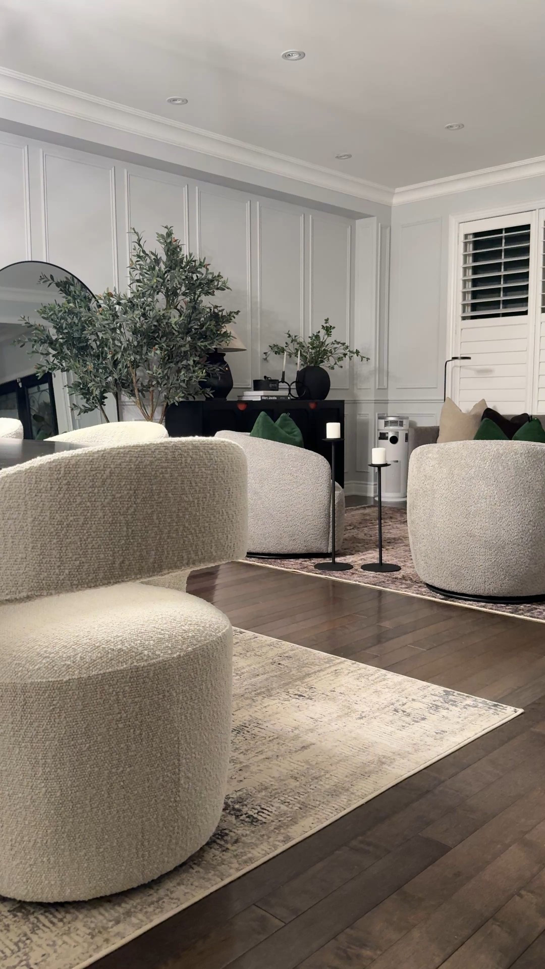 Swivel dining room chairs