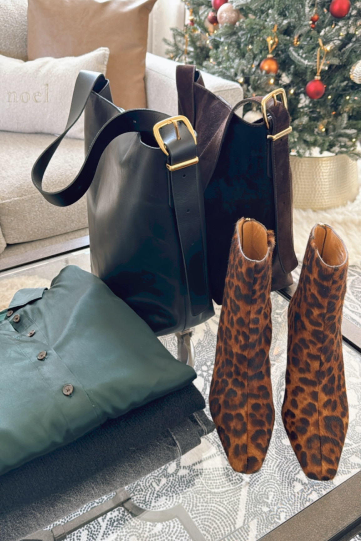 Fall essentials🎁 

#LTKGiftGuide #LTKOver40