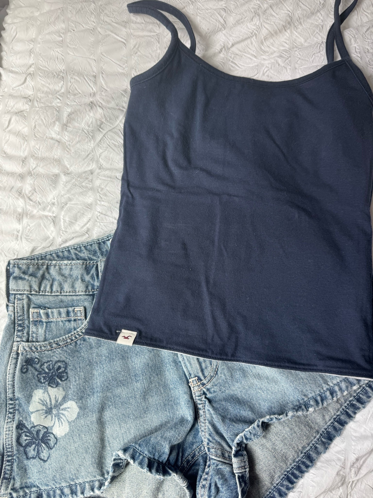 The tank is reversible too !!

#LTKootd