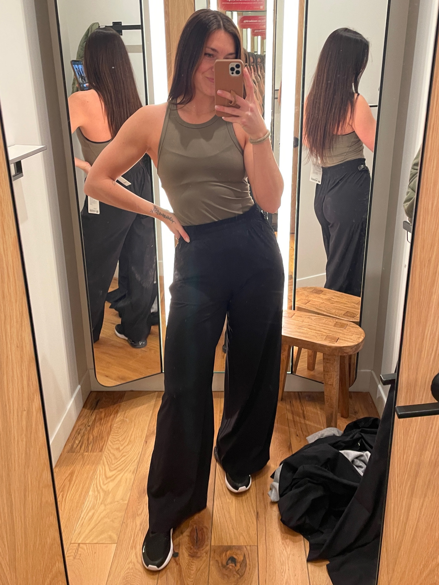 Top: size 4, bottoms: size 4

#LTKfitness