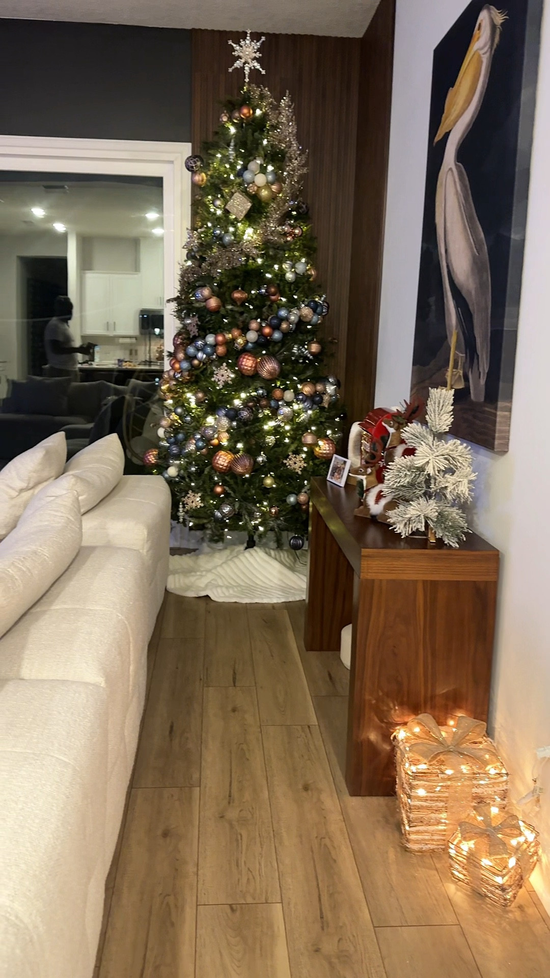 It’s beginning to look a lot like Christmas 🎄


#LTKHome #LTKHoliday