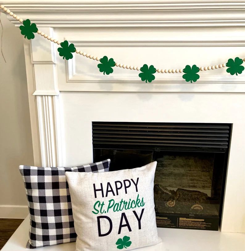 St. Patrick's Day Wood Bead Garland for Fireplace Mantel / - Etsy | Etsy (US)