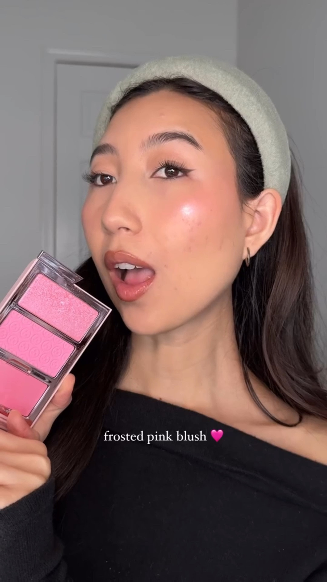 me + blush are like this 🤞🤞

@onesize cheek clapper blush in attention seeker

•
•
#blush #pinkblush #beauty #makeup #reels pink blush, Sephora favorites 2025, one/size beauty, blush combo, best pink blush

#LTKBeauty #LTKSeasonal