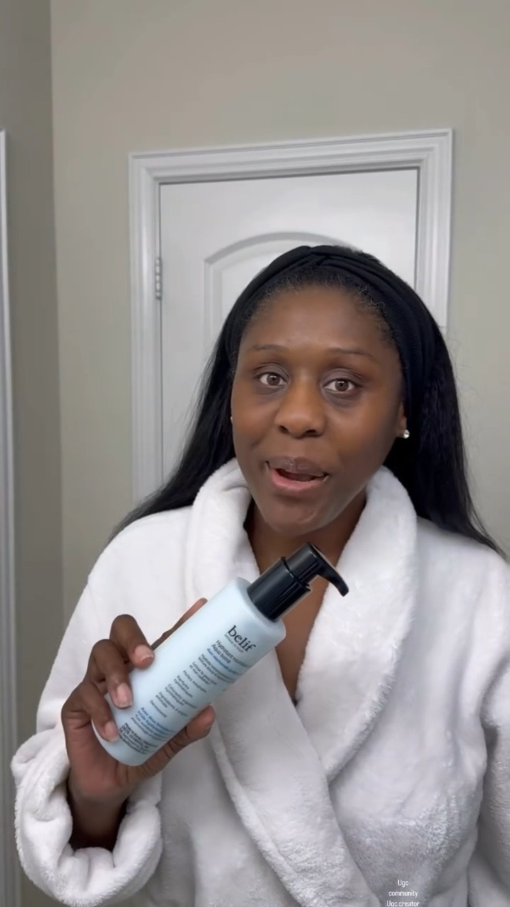 NO MORE ASHY KNEES! Belif Aqua Bomb Moisturizer gifted by Avon is the answer to all my ashy and dry skin prayers. With the colder temperatures ahead, a great skincare routine is imperative. 

Belif Aqua Bomb Hydrating Body Moisturizer is for full body hydration for visibly improved skin. It leaves the skin with a silky finish for all skin types minus the oily residue. 

KEY INGREDIENTS
• Niacinamide (vitamin B3) + Hyaluronic Acid—Helps replenish moisture for visibly even and brighter skin
• Lady’s Mantle—known for its herbal antioxidant and soothing benefits.
• Napier’s Aqua Formula—Delivers intense hydration, plus minerals and antioxidants for visibly smooth, supple skin 

#avoninsider #avongiftedme #skincareroutine #skincaretips #skincareproducts #skincarecommunity #skincarejunkie #ugccommunity #ugcexample #ugccreator #ugccreators #dfwinfluencer #dfwinfluencers #dallascontentcreator #dallasinfluencers #dallasinfluencer #belifaquabomb #belif