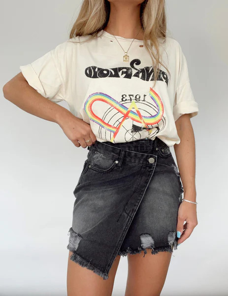 Living On The Edge Skirt | Lane 201 Boutique