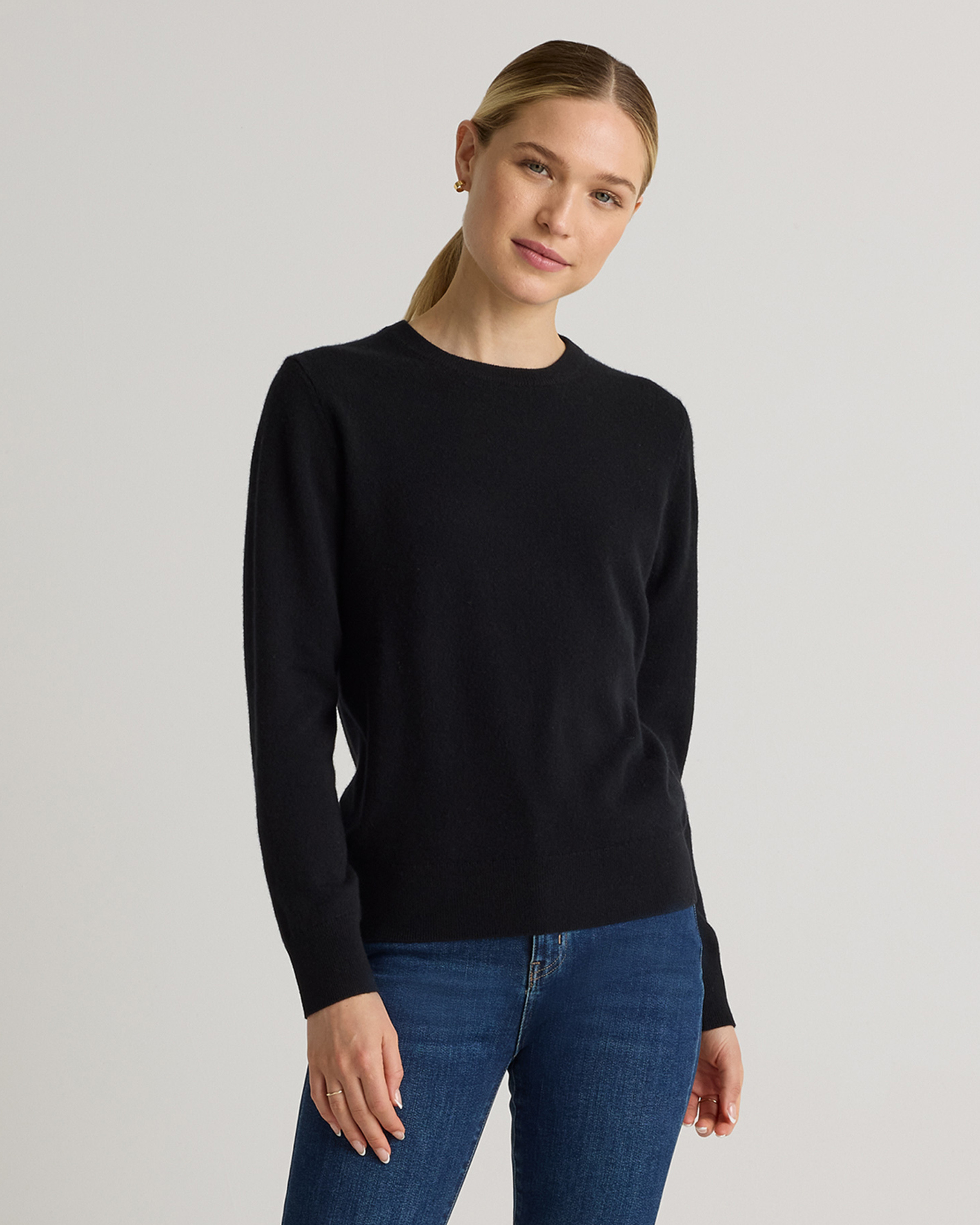 Women's Quince | The Classic Cashmere Crew in Black | 100% Grade A Mongolian Cashmere - Size XS | Quince