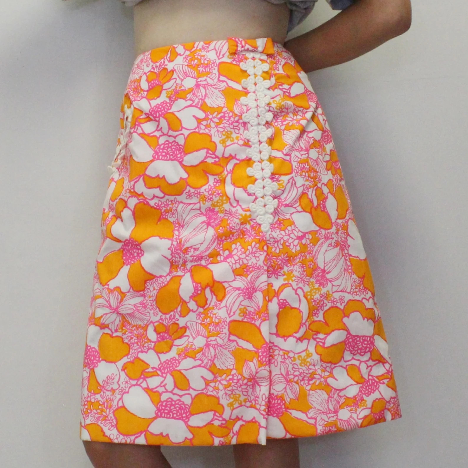 Vintage 70s the Lilly Pulitzer Floral Skirt Psychedelic Vibrant Mini Skirt With Lace Applique and... | Etsy (US)