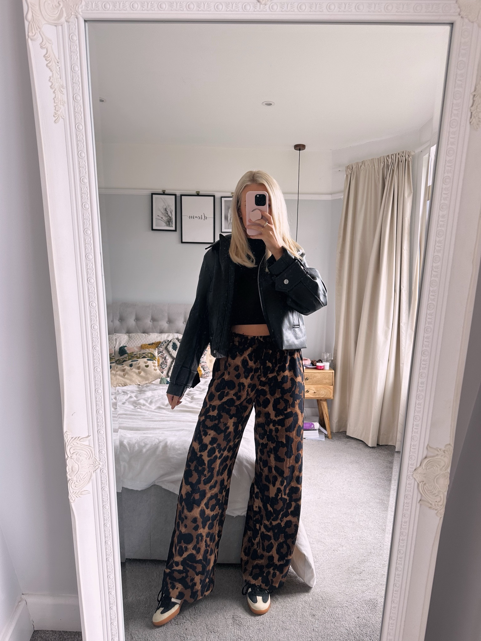 Ootd ❤️

Leopard print, leather jacket, autumn outfit 