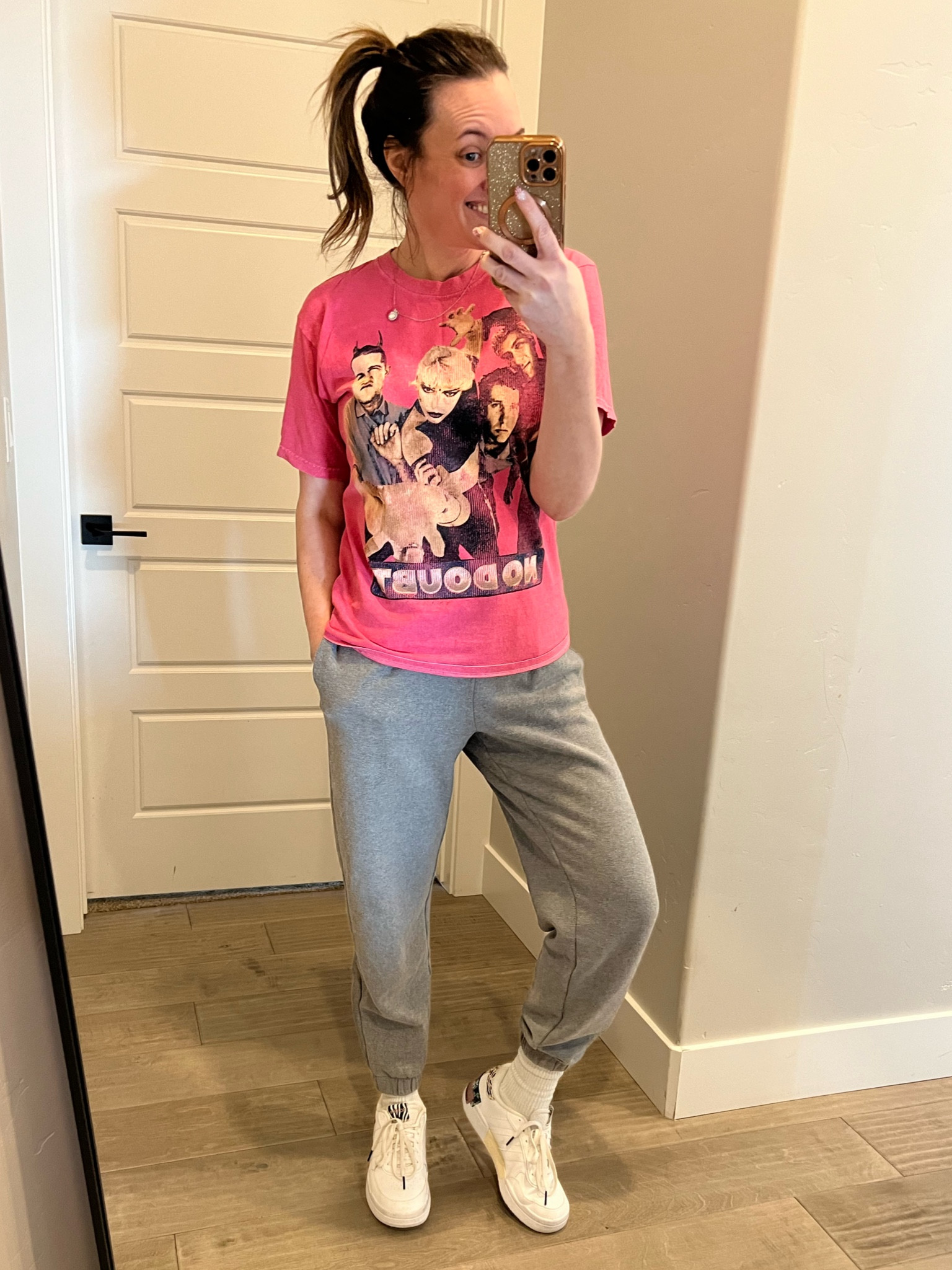 Sweats outfit ideas. Nike sweats, Nike sweat dupes, graphic tshirt, no doubt graphic tee, adidas sneakers, casual and comfy girl  