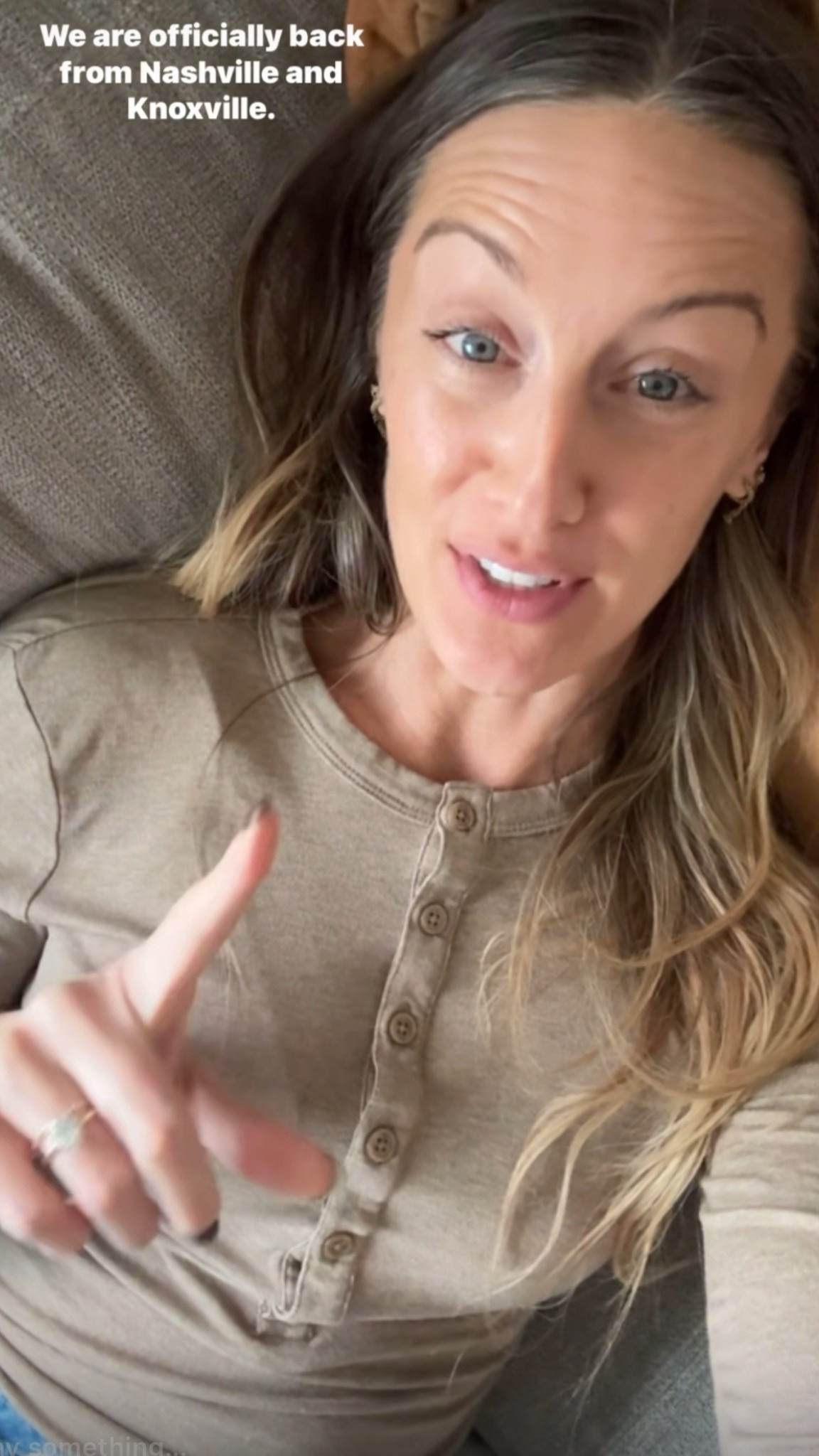 Snug fit cutie with oversized jeans? Yes! 🤎

#LTKFindsUnder100 #LTKFindsUnder50 #LTKSeasonal