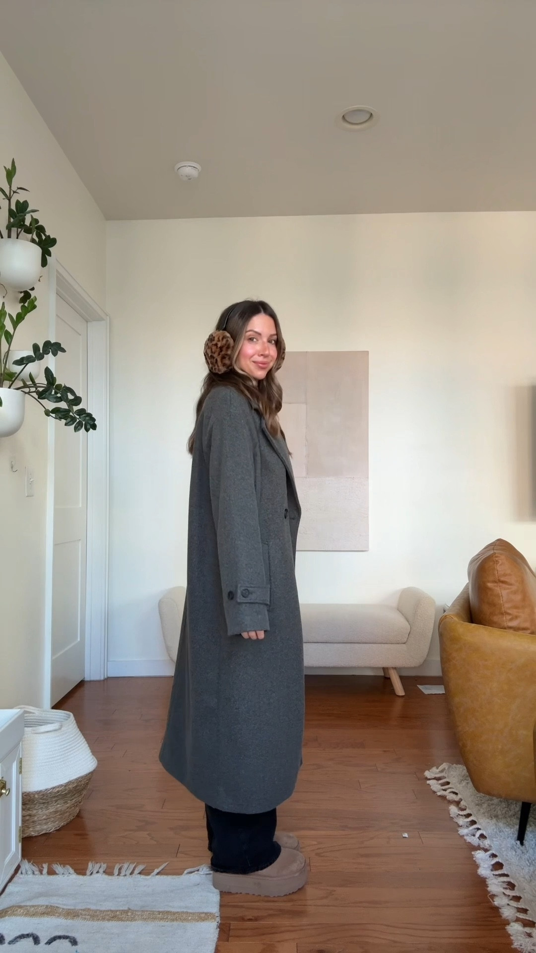 some of the looks I wore in Paris that I’ll be wearing here all winter! Exact grey coat is from Zara. Exact black and tan coats are from NAKD fashionn

#LTKParties #LTKTravel #LTKSeasonal