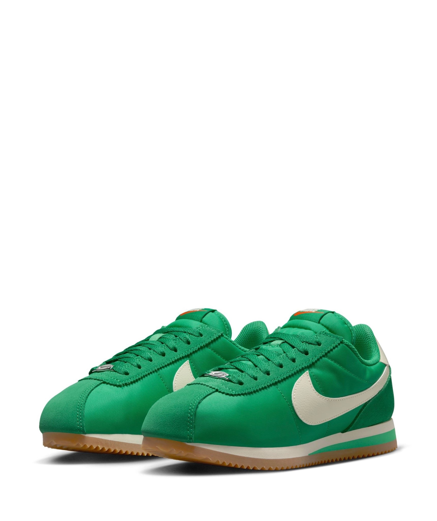 Nike Cortez—perfect colorway for the spring/summer 💚

#LTKShoeCrush