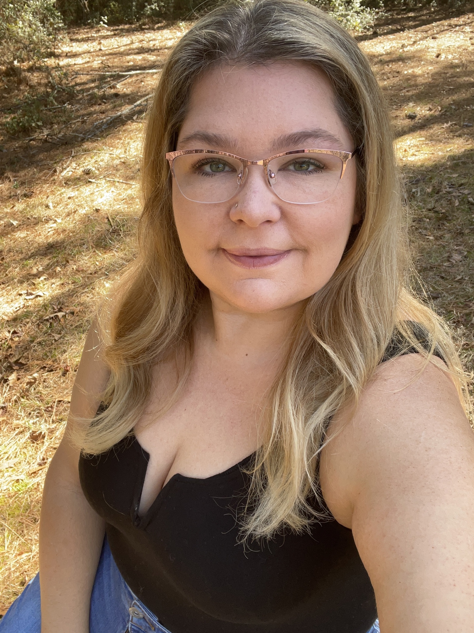 Favorite glasses!! 🖤