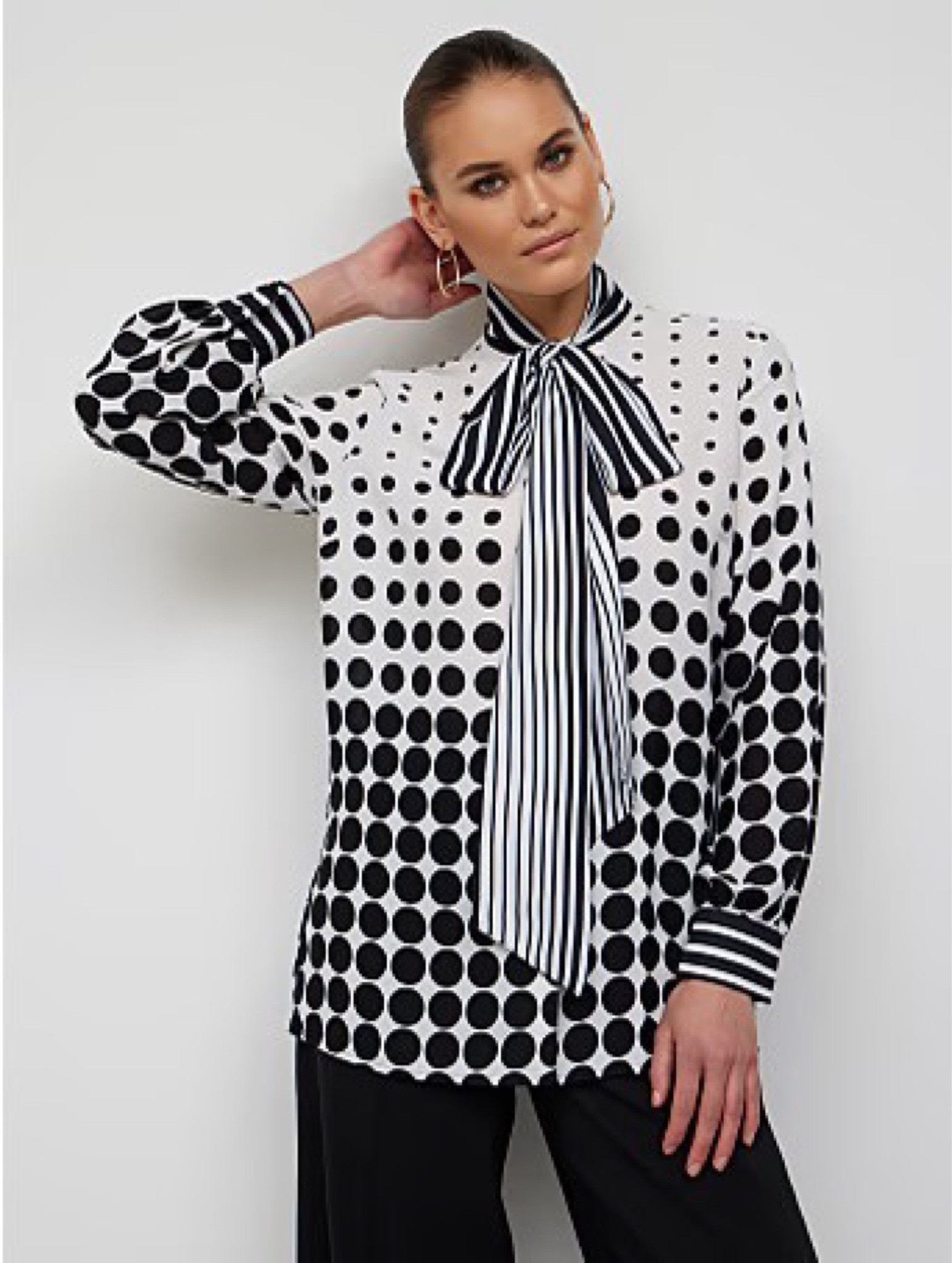 ✨Sale alert ‼️ work wear, blouse, women tops, tops, long sleeved top

#LTKunder50 #LTKworkwear #LTKstyletip