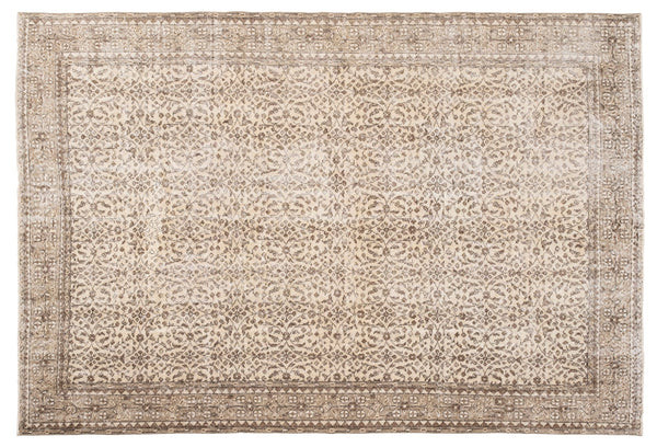 Sinela
            
              Vintage Turkish Rug | Revival Rugs 
