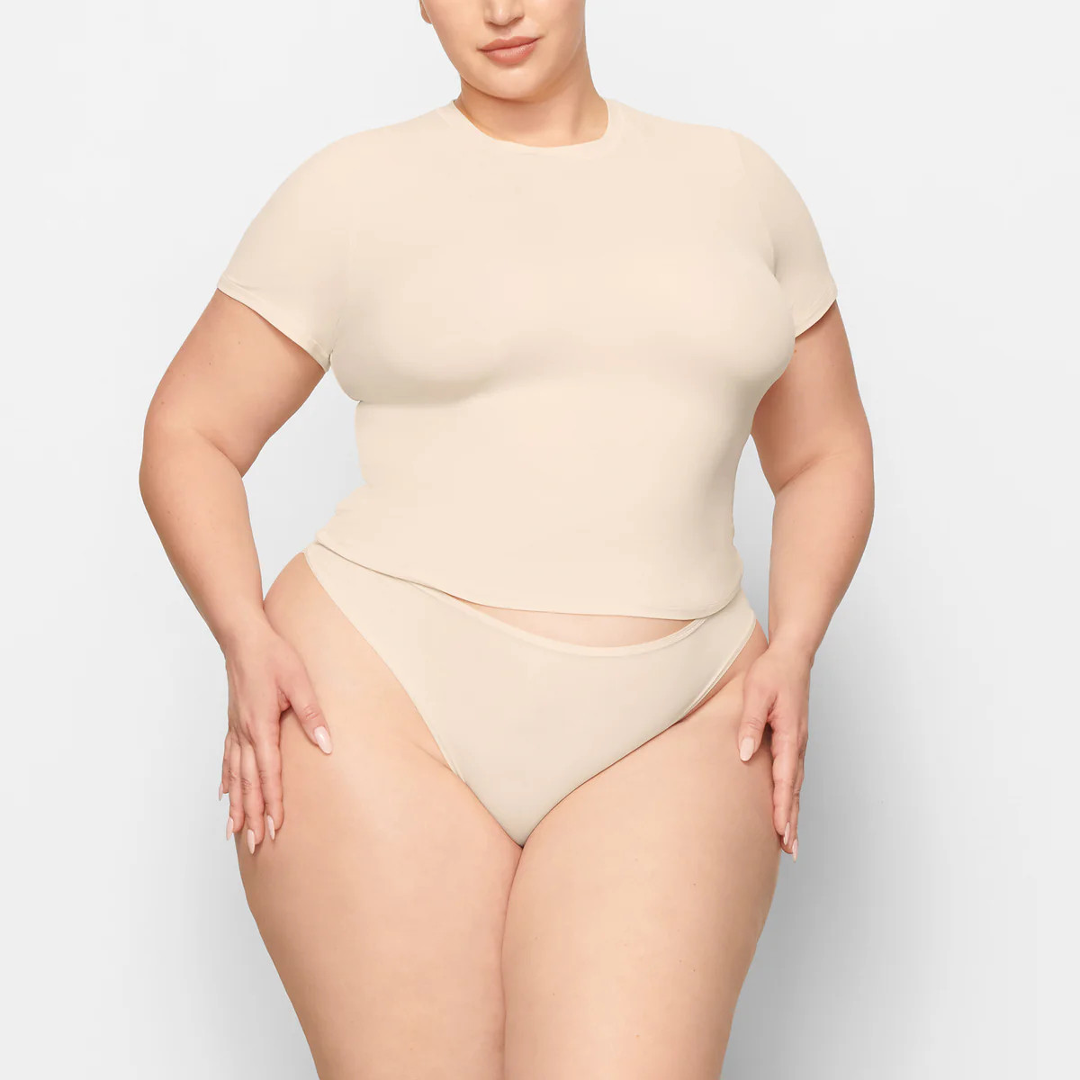 FITS EVERYBODY T-SHIRT | SKIMS (US)