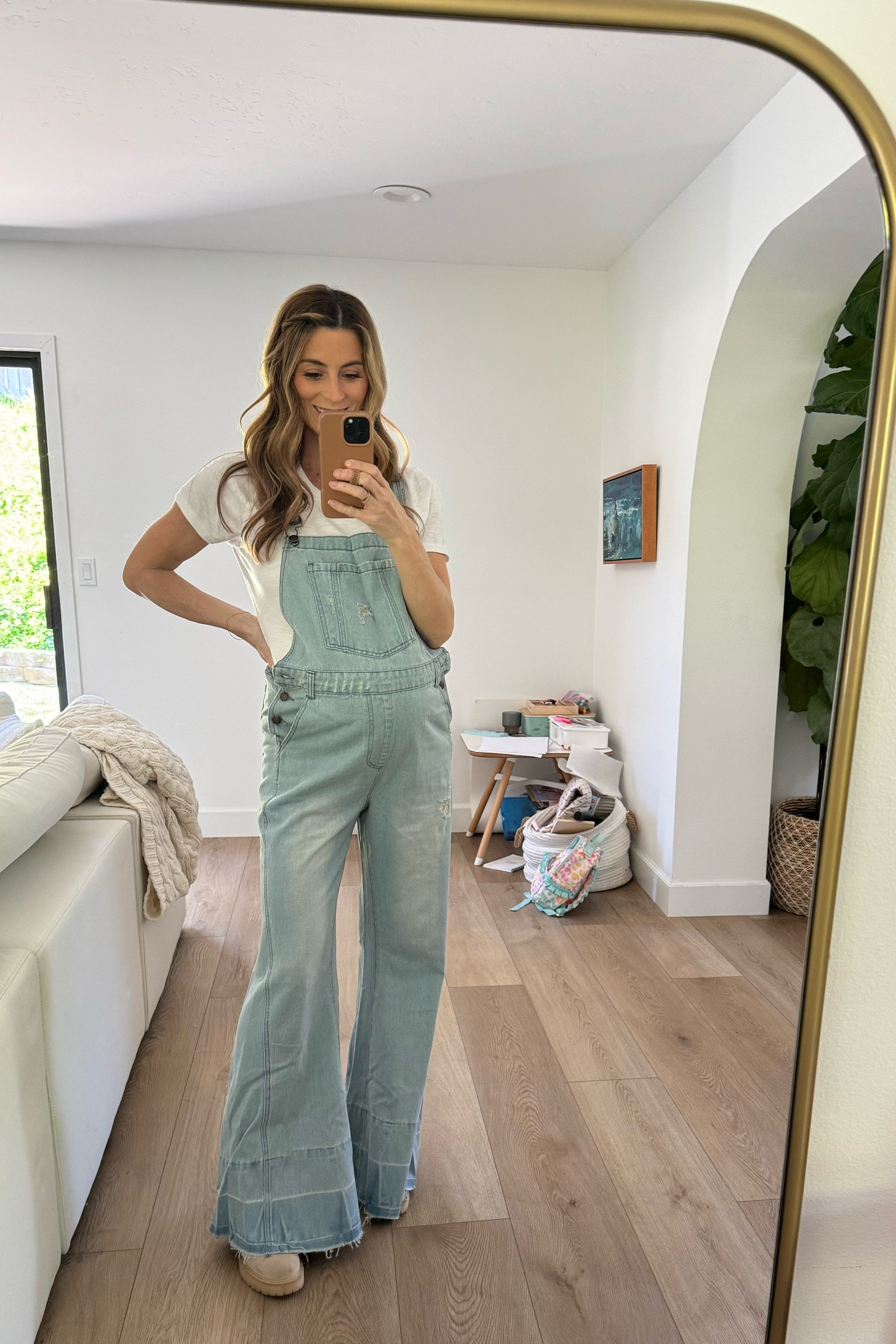 Overalls for the win! 🙌 spring is in the air today & overalls and a plain white tee felt like the perfect outfit! Even though these overalls are from Pink Blush Maternity, I don’t think they’re created for a bump. So anyone can wear these. I had to size up to a medium & i still have the top button unbuttoned on both sides. 

Wide leg overalls, denim, maternity, maternity overalls, pregnancy 

#LTKSeasonal #LTKbump #LTKstyletip