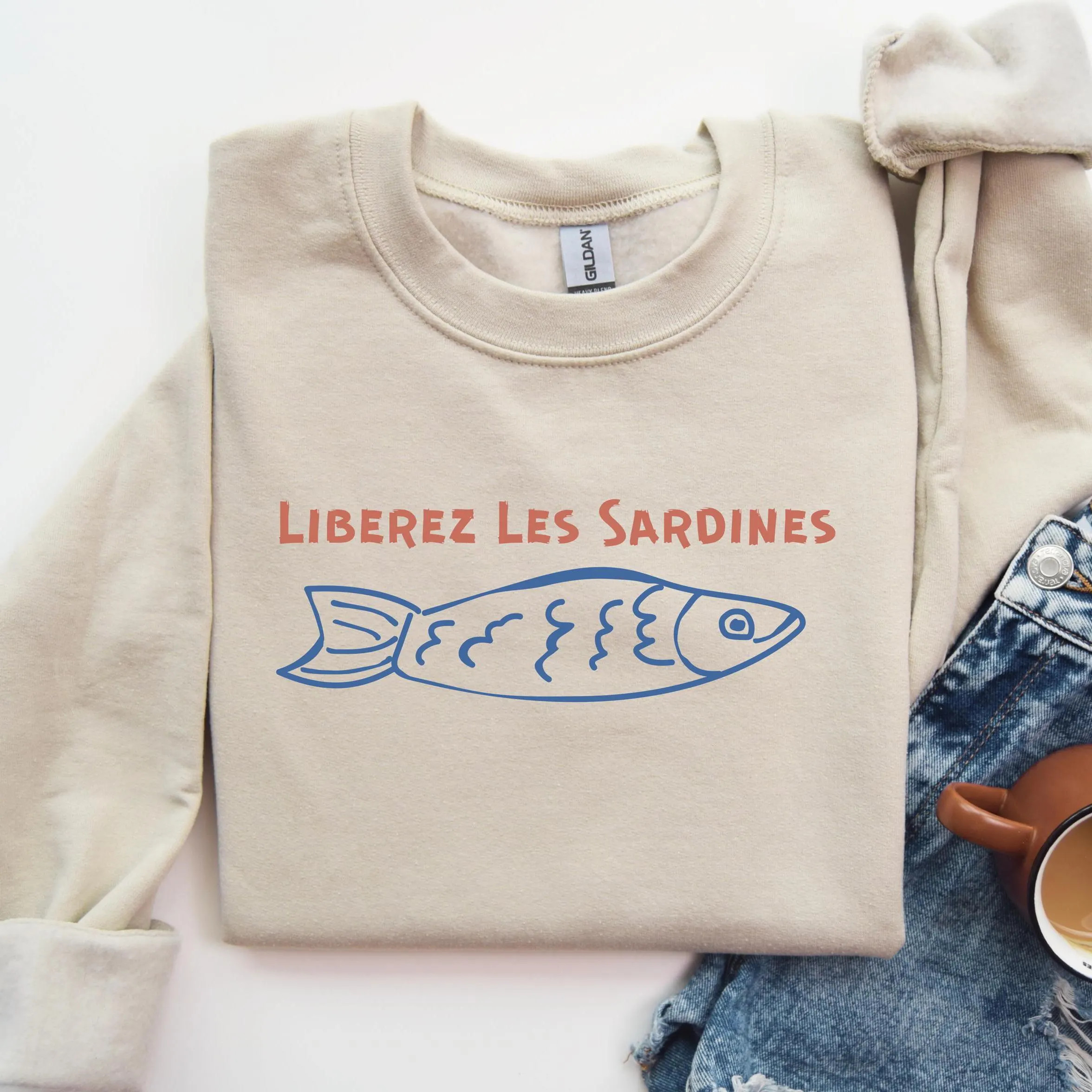 French Sardine Sweatshirt, French Design, Trendy Gender Neutral Sweater, Liberez Les Sardines, Sardine Art, Chic T, Beach Vacation Cruise | Etsy (Global)