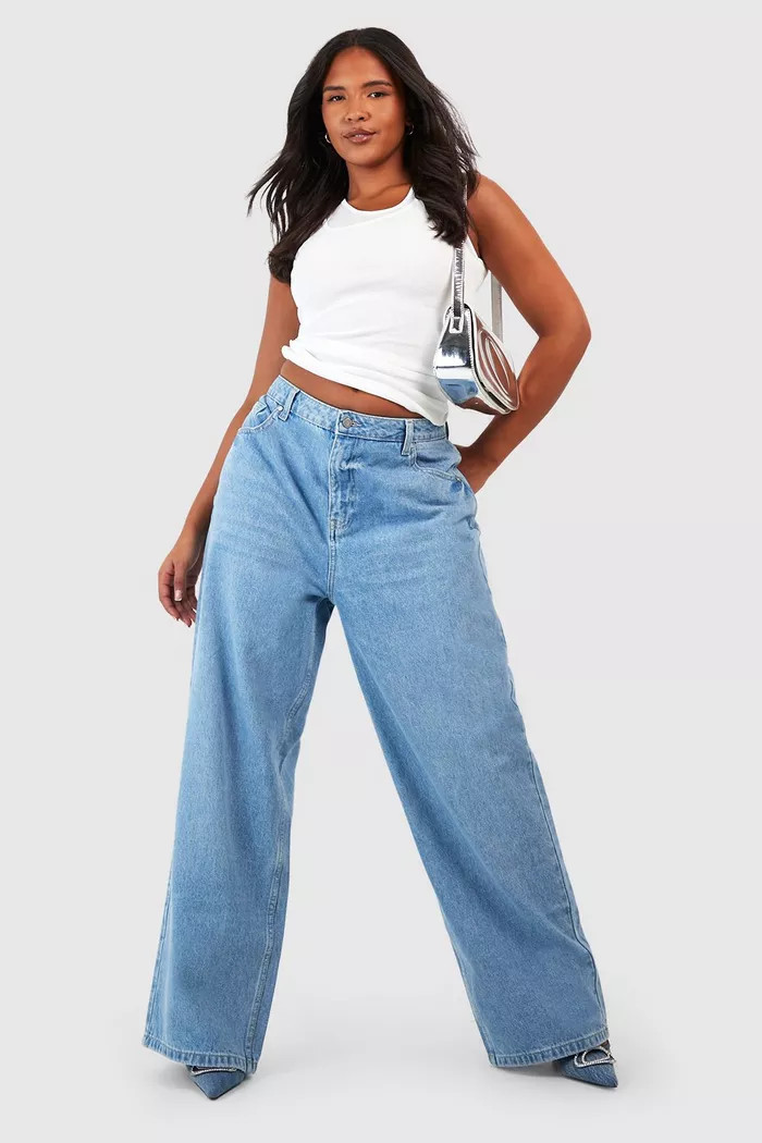 Plus Bleach Wash Wide Leg Jean | boohoo (US & Canada)