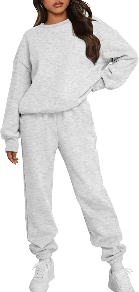 Trendy Queen Sweatsuits Women 2 Piece Outfits Two Piece Crewneck Sweatshirts Sets Lounge Fall Swe... | Amazon (US)