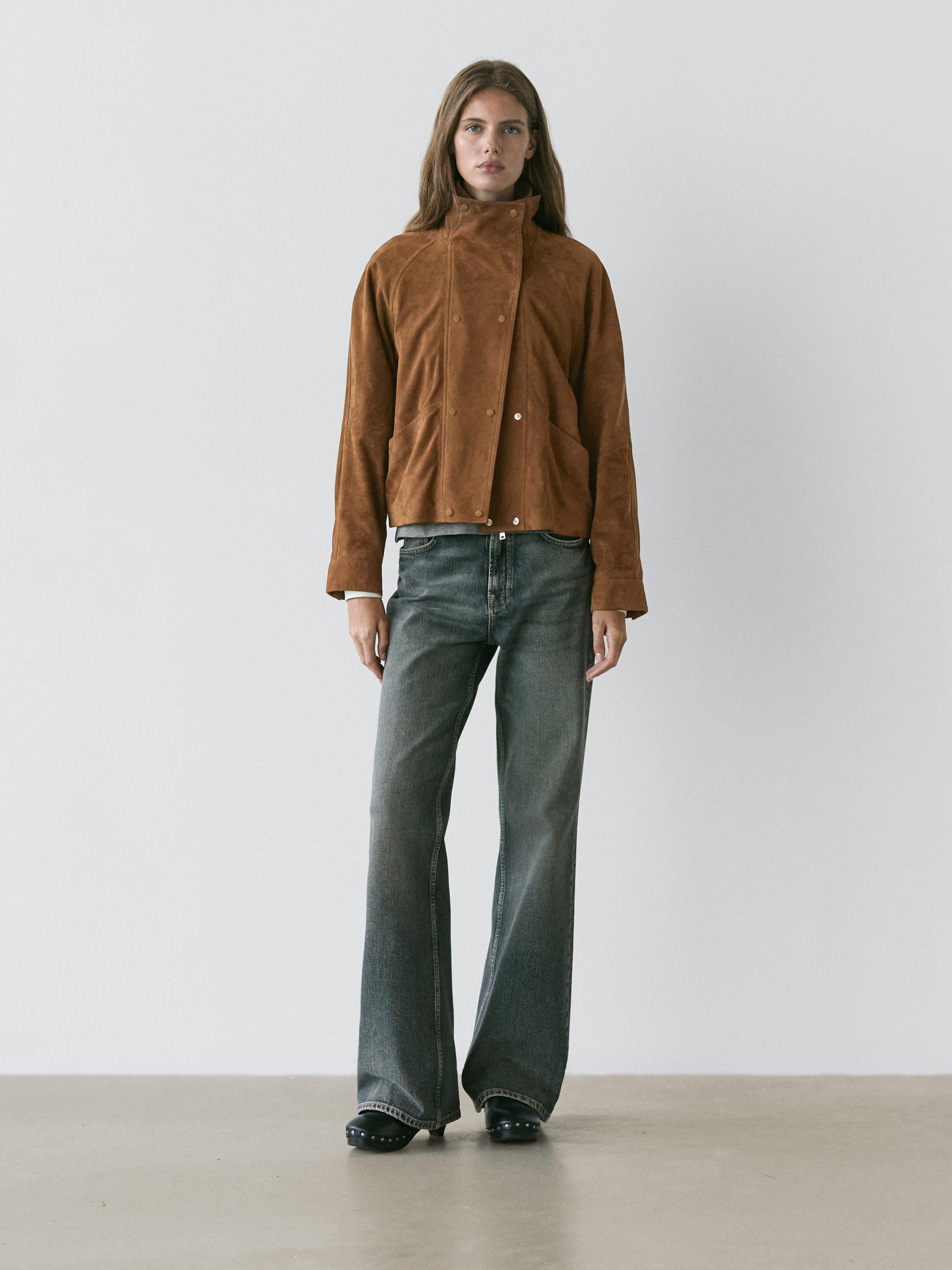 Blouson boutons fantaisie en cuir finition daim | Massimo Dutti FR