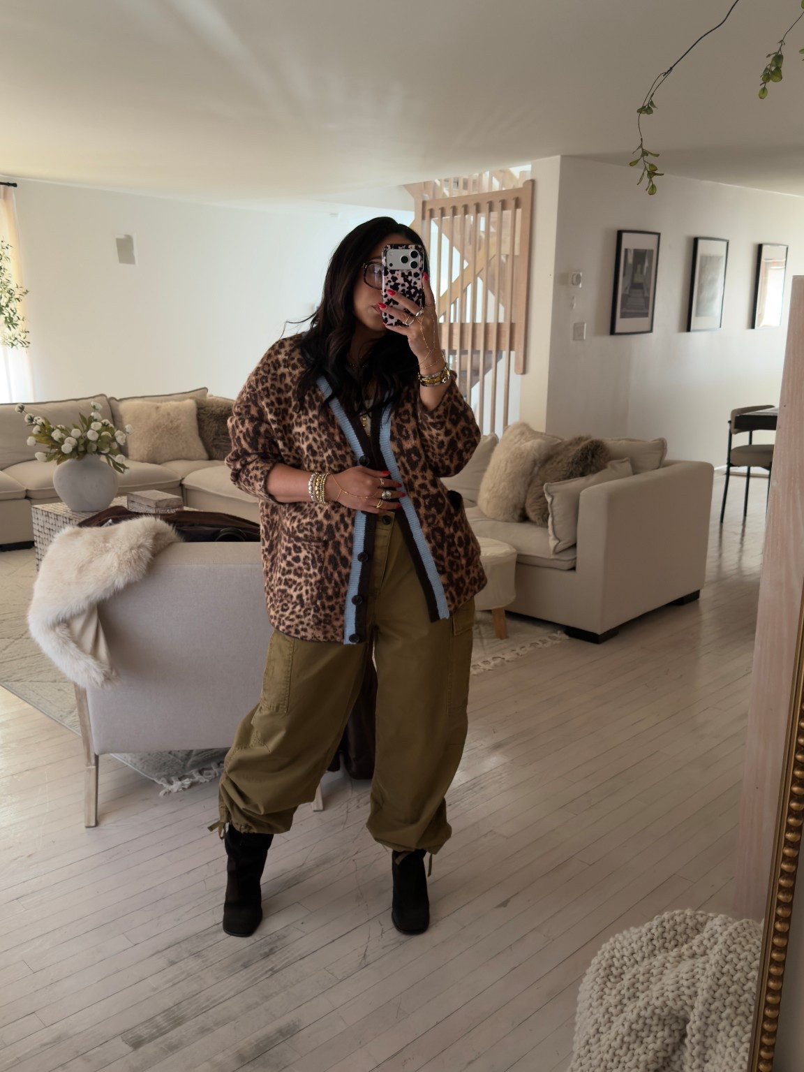 Street Style 

Cargo and Sweater Medium


#LTKdayinmylife #LTKgrwm #LTKootd