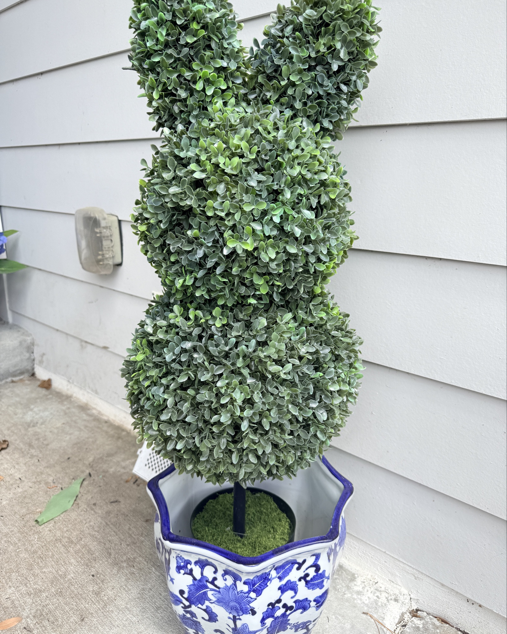 The CUTEST bunny planters for Easter! 

#decor #Easter #Spring 

#LTKHome