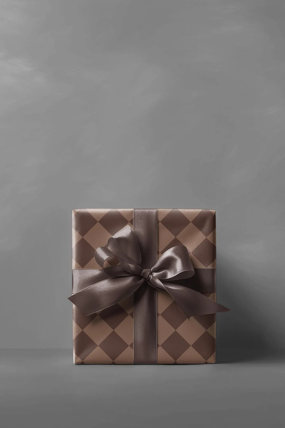 Brown Checkered Diamond Patterned Wrapping Paper Roll, Gift Wrap Paper, Holiday Gift Wrap, Chic G... | Etsy (US)