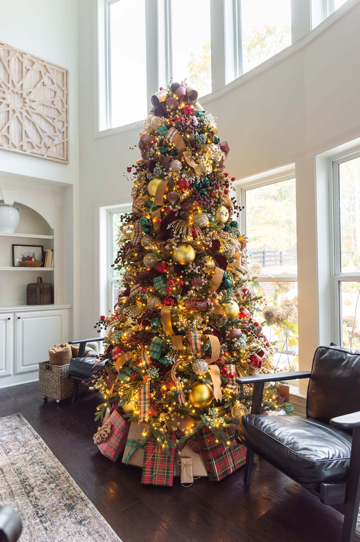 My Christmas home tour is live at kelleynan.com, starting with my main tree in the living room decorated in greens, reds and gold. I worked to reimagine, repurpose, remix and restyle with what we had in the arsenal. The overall look is traditional and classic with a little glam thrown in. home decor traditional Christmas decor Ralph Lauren Christmas glam Christmas classic Christmas color scheme living room decor 

#LTKStyleTip 

#LTKHoliday #LTKHome