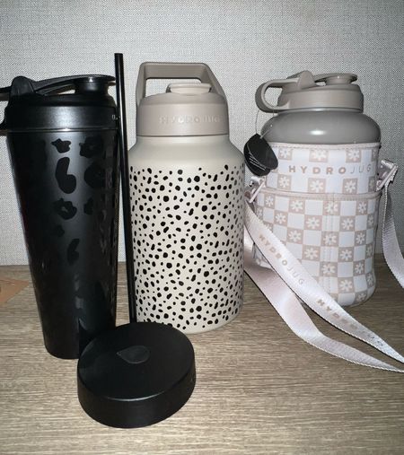 HYDRO JUG’S BIRTHDAY WEEK IS HAPPENING NOW!!! HUGE SALES ALL WEEK!

SO IM OBSESSED with these new cuties from hydro jug!!! the absolute best for your new year’s resolution of staying hydrated and drinking more water! 

hydro jug, new, shaker, blender bottle, stainless steel, water bottle, half gallon water jug, new arrivals #hydrojug

#LTKFind #LTKsalealert #LTKfit