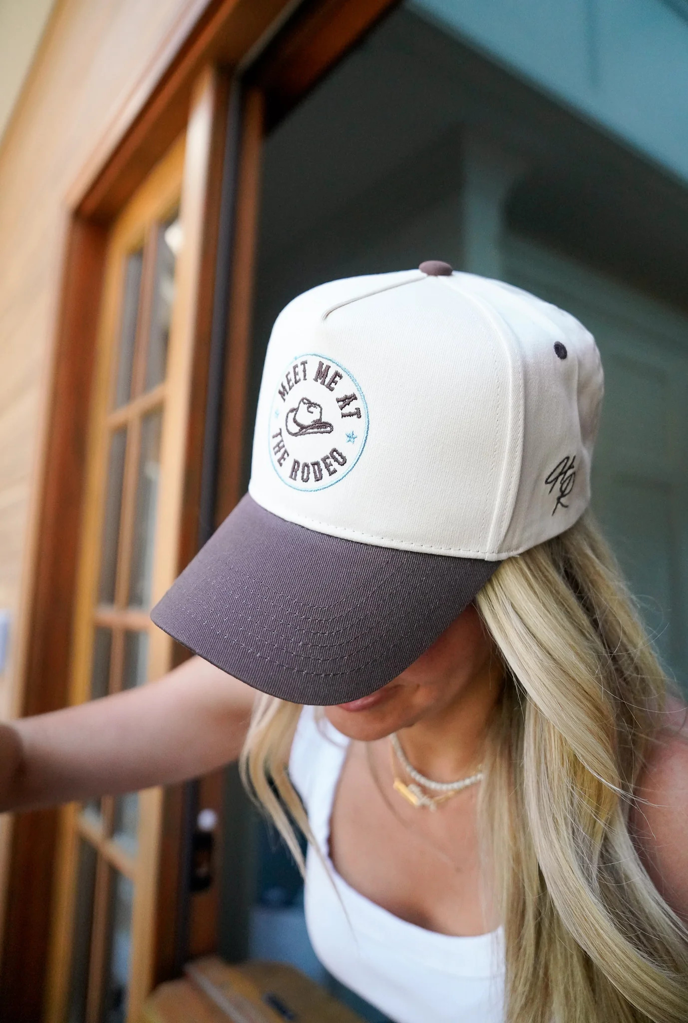 Meet me at the Rodeo - Brown Vintage Trucker Hat | KenzKustomz