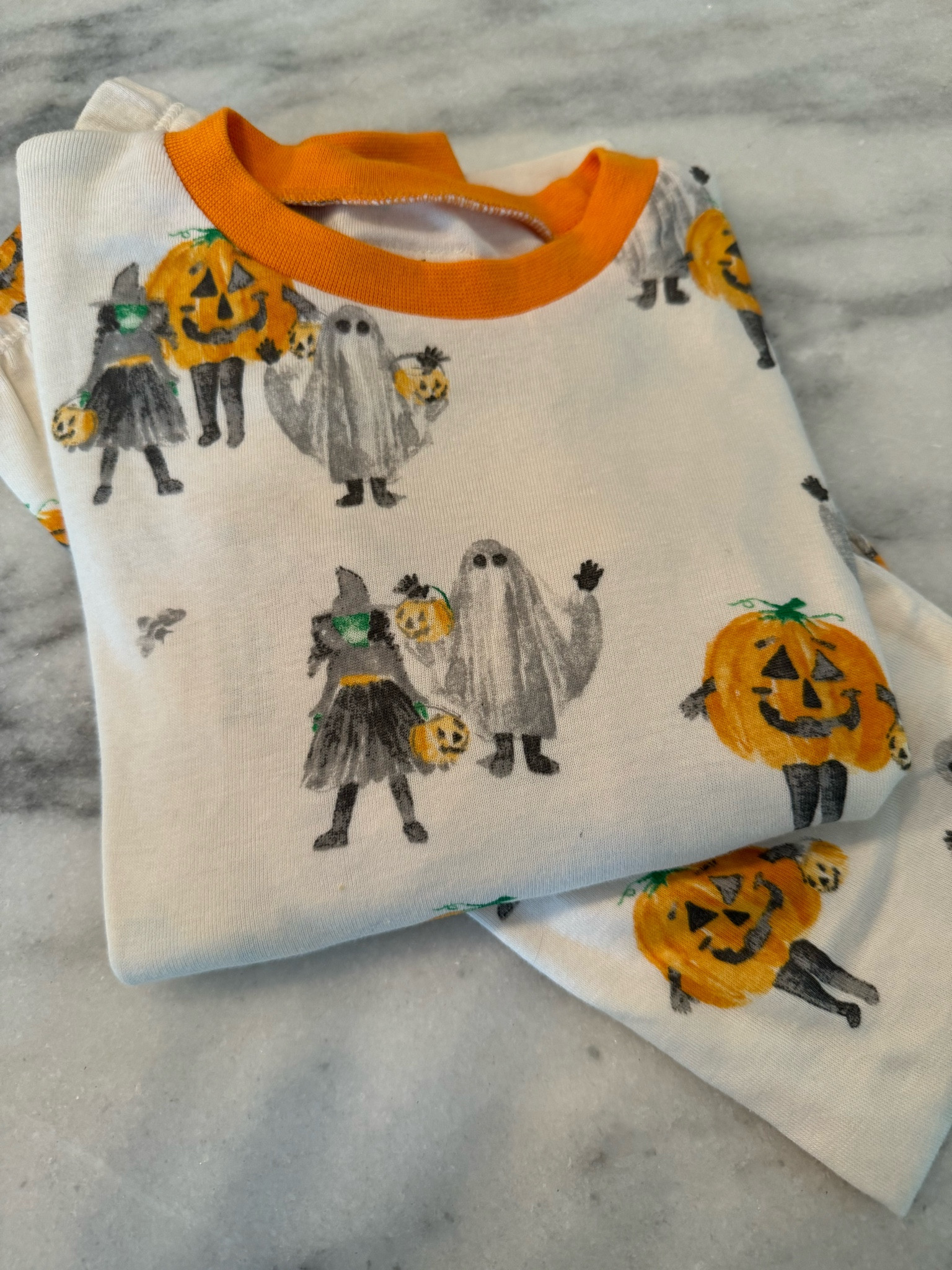 Super cute kids Halloween pajamas under $20!

#LTKBaby #LTKKids #LTKSeasonal
