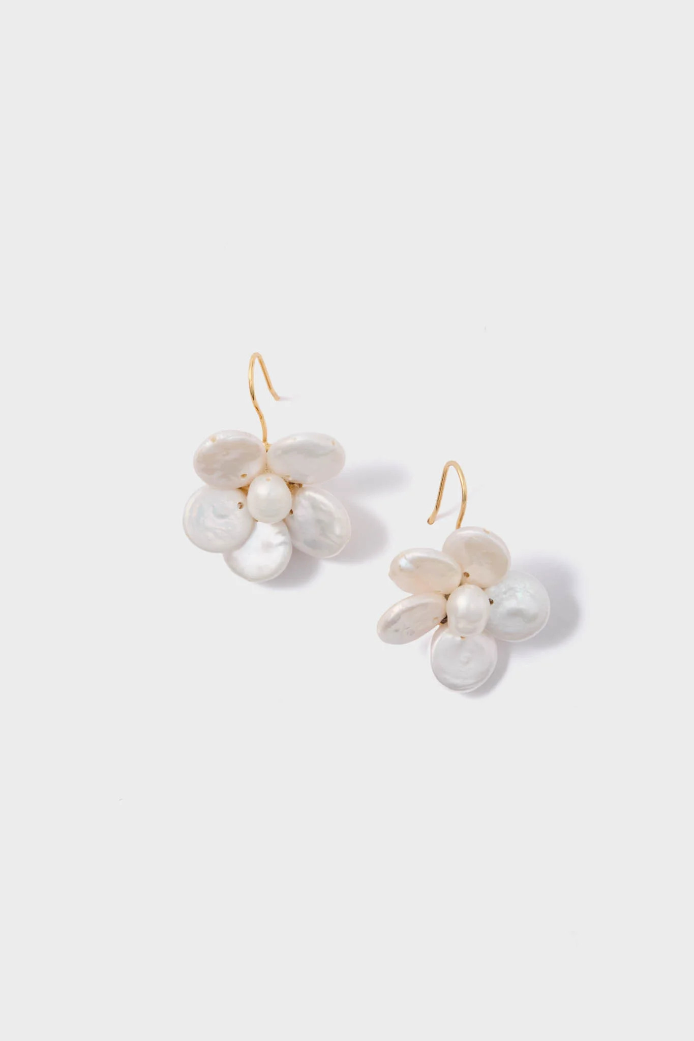 Pearl Marion Drop Earrings | Tuckernuck (US)