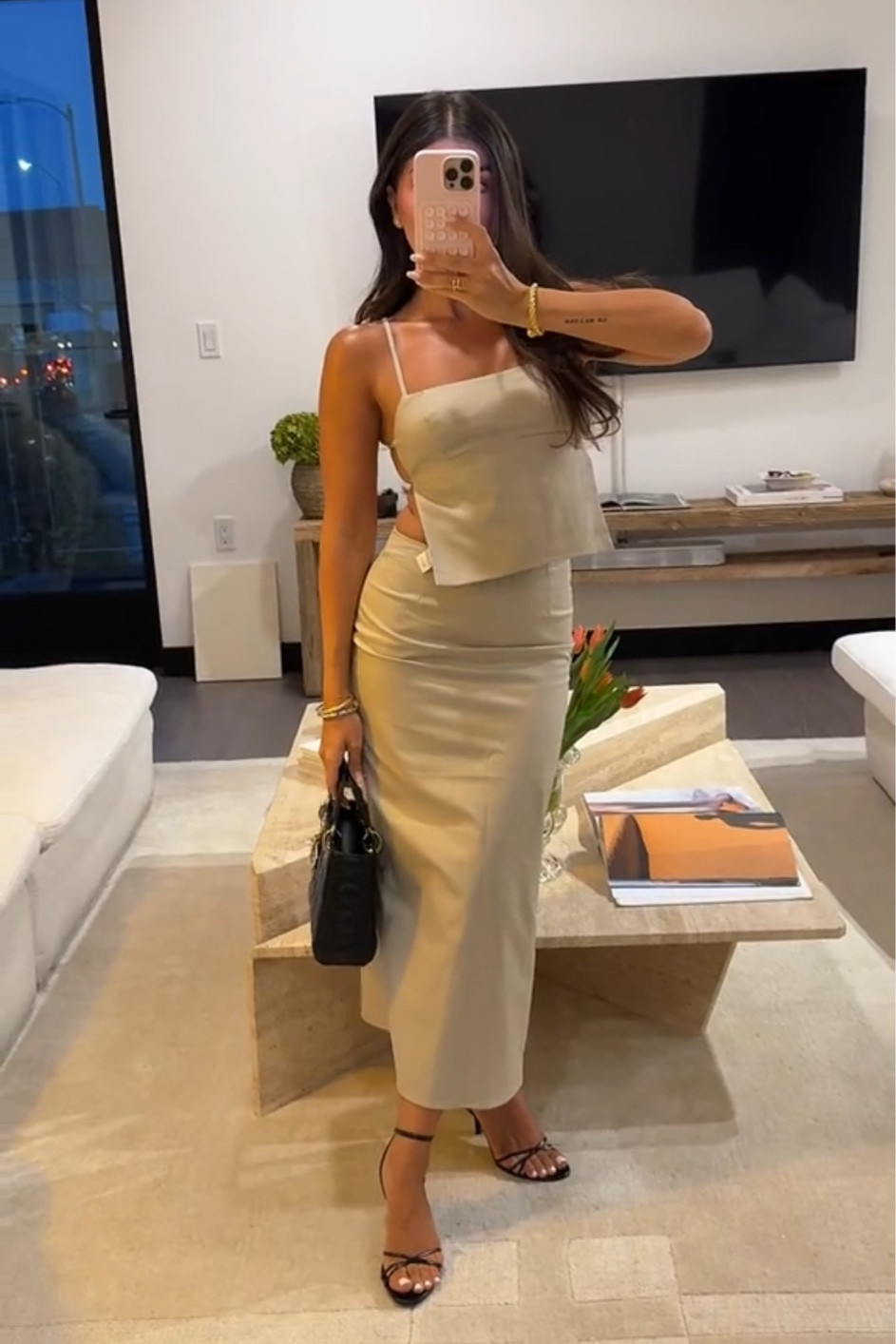 Outfit in my revolve favorites 💗💗💗