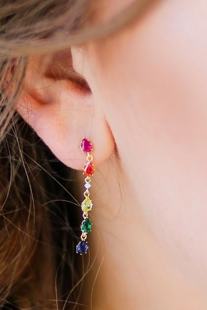 Gemma Collection: Dory Rainbow Gem Dangle Drop Earrings | Kiki LaRue Boutique