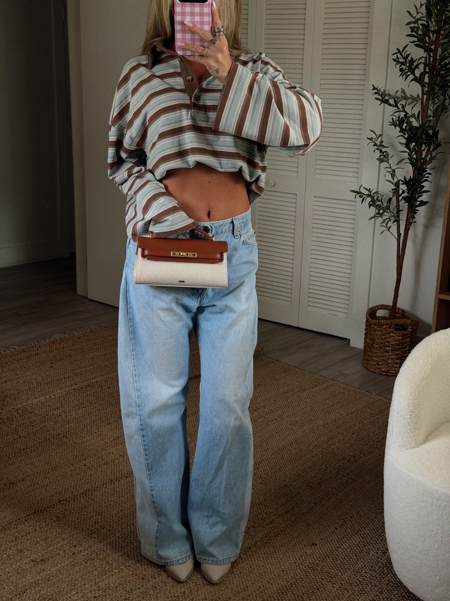 Top size small
Jeans size 26



#LTKSeasonal #LTKgrwm #LTKootd