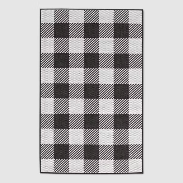 Buffalo Plaid Outdoor Rug - Threshold™ | Target