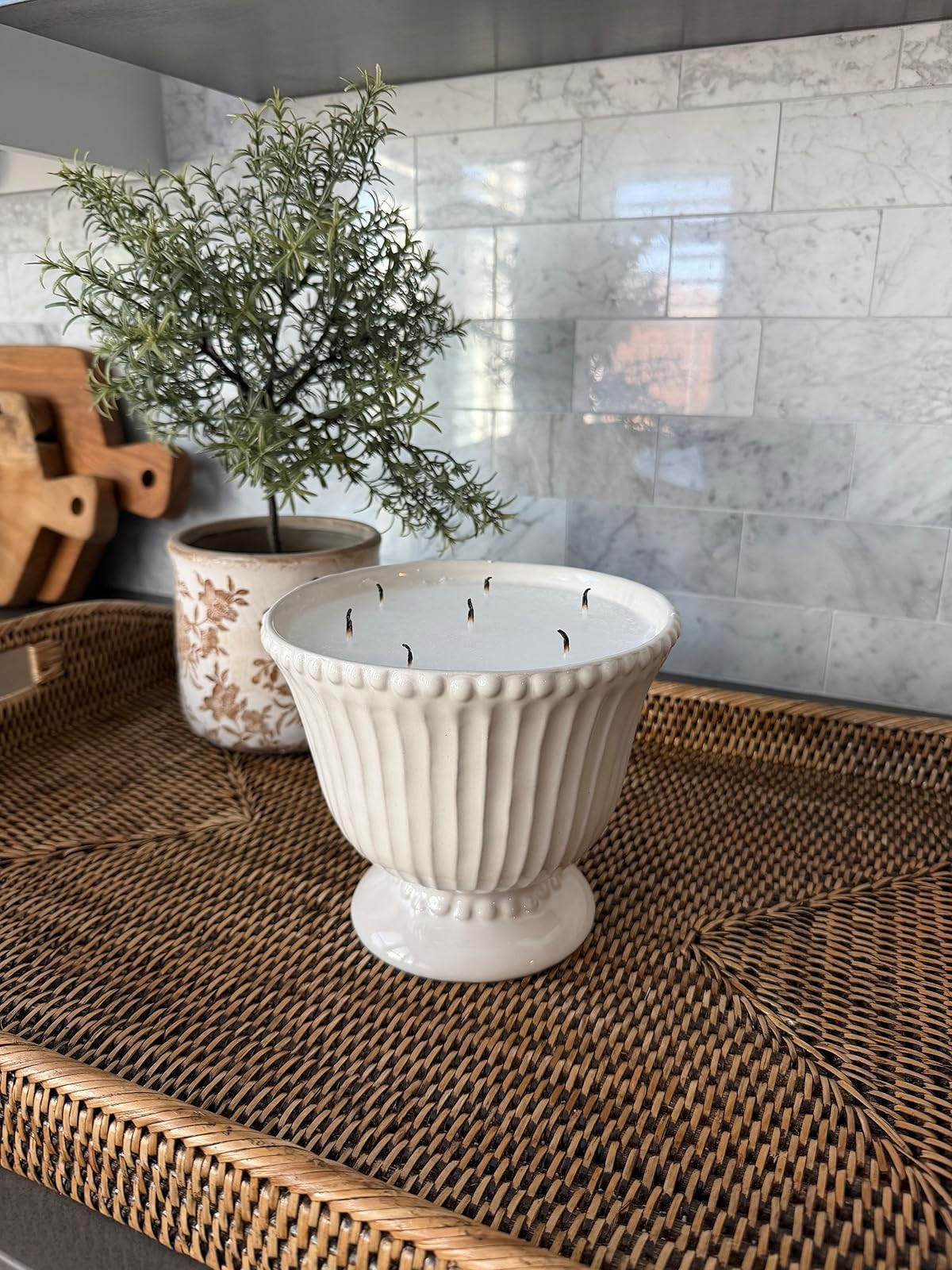 If you haven’t tried the sand candle wax from Amazon you are missing out! Seriously, I am willing to bet you’ll never go back! 😍👏🏼

#candles #amazon #amazonhome #homedecor #modernhome #neutralhome #homedecorinspo #sandcandle